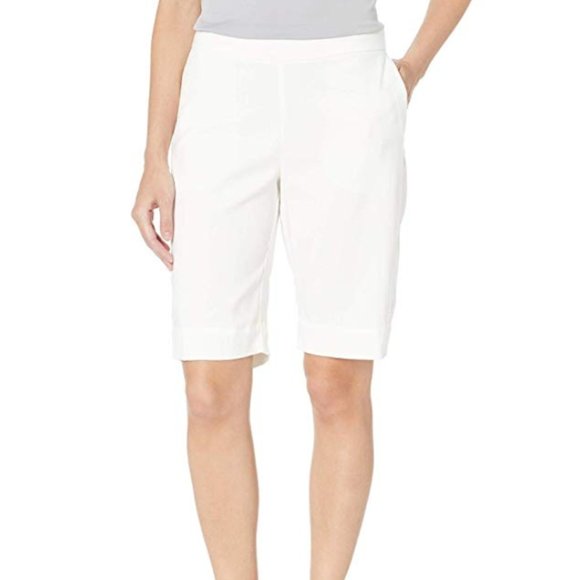 Nike Pants - Nike Women’s Woven 11" Golf Shorts SIZE XL NWT